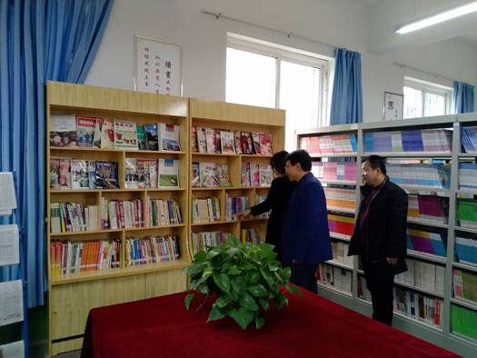 2018-11-14 2026年世界杯官网去东党初级中学扶贫收条IMG_20181114_120424